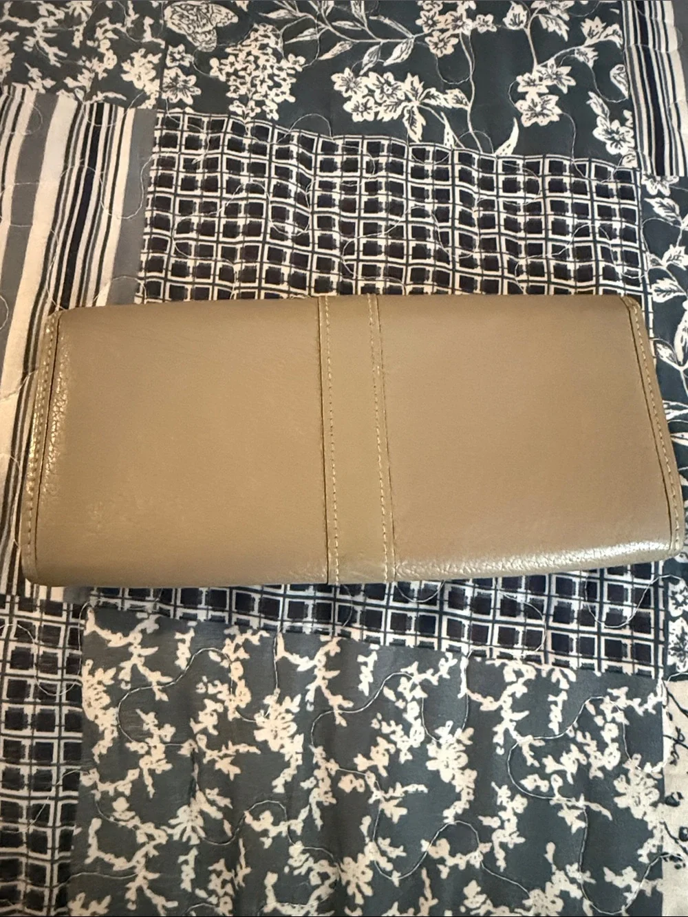 Louis Vuitton Classic Leather Wallet in Taupe with Gold Accent